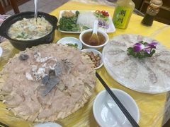 -官塘陈记鱼生·潮汕砂锅粥·牛肉火锅(潮枫路总店)