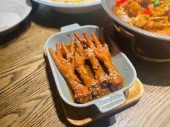 -蜜桃餐厅·伴山(湖滨商业街店)