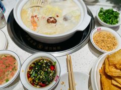 -三人行骨头王火锅(长寿店)