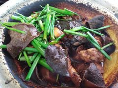 芋头焖雞-李瑞明古早味之家