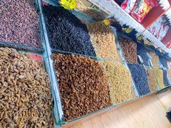 -布尔津河堤夜市