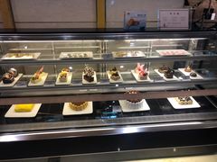 面包甜点陈列柜-佰园全日西餐厅-厦门佰翔软件园酒店