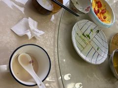 -天天向上素食餐厅(五台山店)