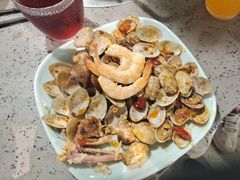 -金滏山烤肉·海鲜·火锅自助餐厅(襄阳万达店)