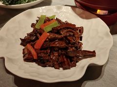 -吴越荣记苏州菜·松鼠桂鱼100%活鱼现做(斜塘老街店)