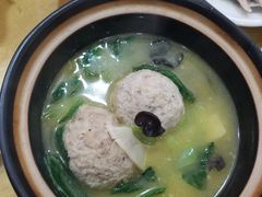 蟹粉狮子头-溱湖八鲜菜馆