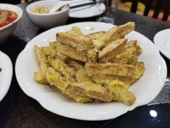 咸蛋黄炒茄子-湘肠香火锅店(团结湖店)