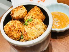 -8PINTS八品脱·日料·烧鸟·精酿小酒馆(莘庄店)