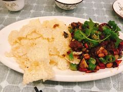 锅巴牦牛肉-小厨子私房菜·云南美食店