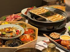 -草家酱蟹炭火烤肉店(珲春南路一店)