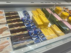 -好利来(上海长宁龙之梦店)