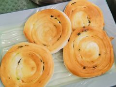 香煎葱油饼-六婶西关小厨(光塔路店)