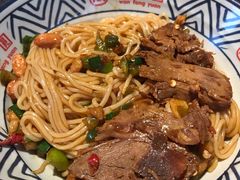 牛肉拌粉-万方圆拌粉瓦罐汤(滕王阁旗舰店)