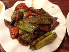 虎皮青椒爆肉-麦香坊(伏波山店)