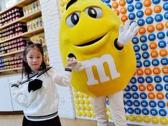 -m豆巧克力世界(上海世茂广场店)