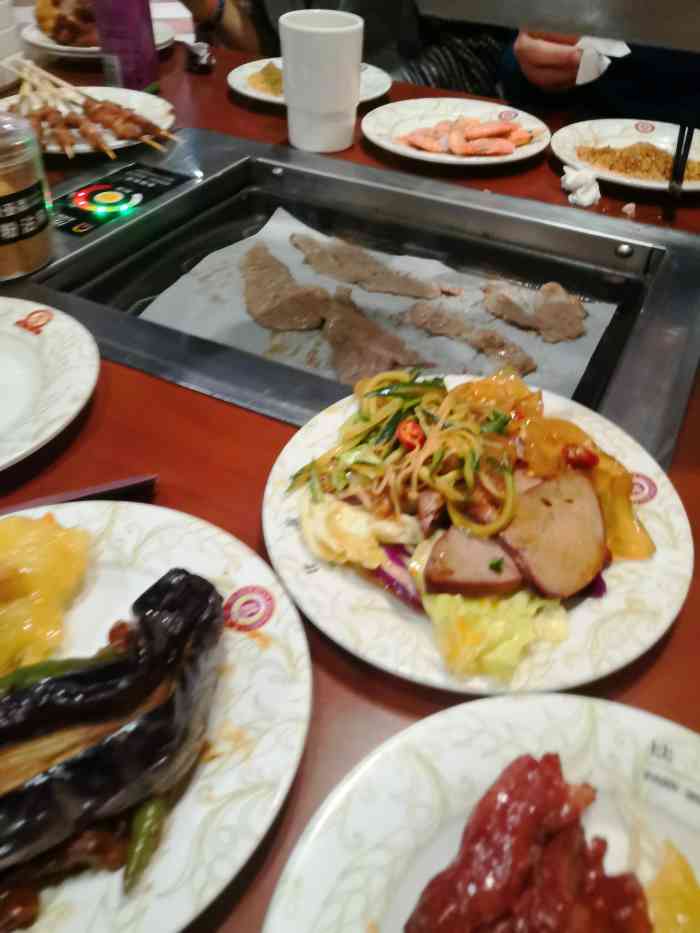 比亚森啤酒健康自助烤肉-"自助餐一直是我喜欢的,因为它可以满足我同.