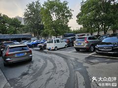 -北京海之沃沃尔沃4S店(四元桥店)