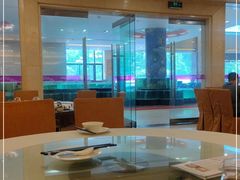 -东豪园林海鲜酒家(南港路辅路店)