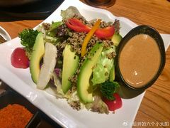 牛油果蔬菜沙拉-千寻烧肉(政务区店)