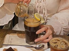 -Common Table · Brunch & Coffee