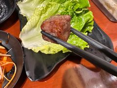 雪花肉粒-肉甲韩国木炭烤肉(新壹街1店)