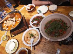 -老滇山寨•云南特色菜•地方菜•民族风情歌舞表演(金碧店)