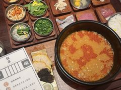 -银米·云南传统过桥米线(双廊黑金冠店)