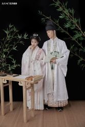 -芭莎视觉婚纱摄影(花溪店)