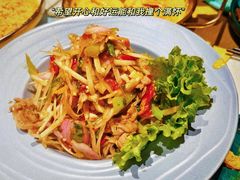 -玖月时尚泰式餐厅
