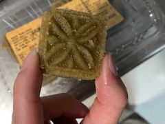 绿豆糕-上海哈尔滨食品厂(淮海中路店)