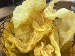 油炸腐皮-鲜呦蒸汽石锅鱼(北辰路店)