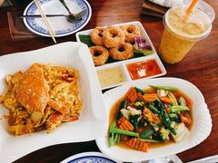 -Dang restaurant (patong phuket)