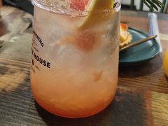 -柯斗斗主题餐厅·狗咖·围炉煮茶·茶饮(国瑞升平里店)