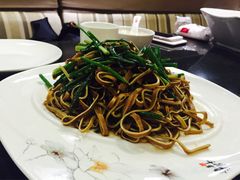 -闫府私房菜·百年鲁菜(恒隆店)