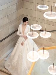 -Renee芮亦婚纱