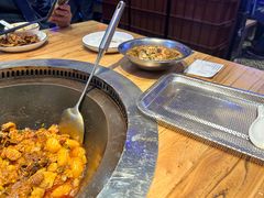 -山河屯铁锅炖·非遗东北菜(南山店)