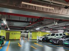 -金虹桥国际中心·停车场