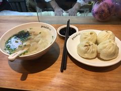 -凤起龙游老面包子(凯德晶品店)