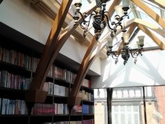 店内环境-钟书阁(松江泰晤士小镇店)