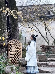 -一揽芳华汉服旗袍体验馆(拙政园店)