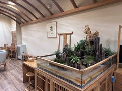 -蟹家大院 · 独揽江景(滨江店)