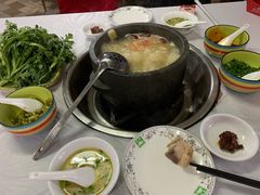 -鲁朗纳麦石锅鸡庄园