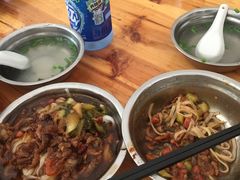 -灵山卢梅燕粉店