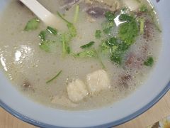 -小杨生煎(成山巴黎春天店)