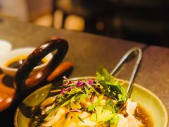 羊毛工镇凉皮-丝路金桃·新疆菜(徐汇店)