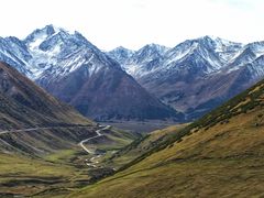 -天山神秘大峡谷