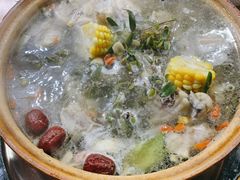 石橄榄炖鸡-洪大厨鸡煲(福田店)