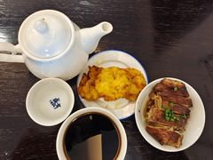 太雕酒-咸亨酒店•非遗绍兴菜•中华老字号(堂吃餐厅)