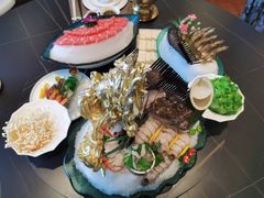 -鼎泰亨·海鲜牛肉餐厅(滨江店)