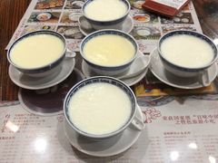-周大娘牛乳(旧寨古村总店)